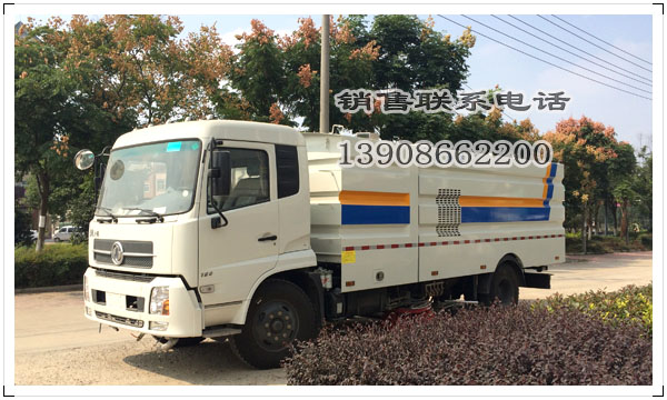 天錦掃路車