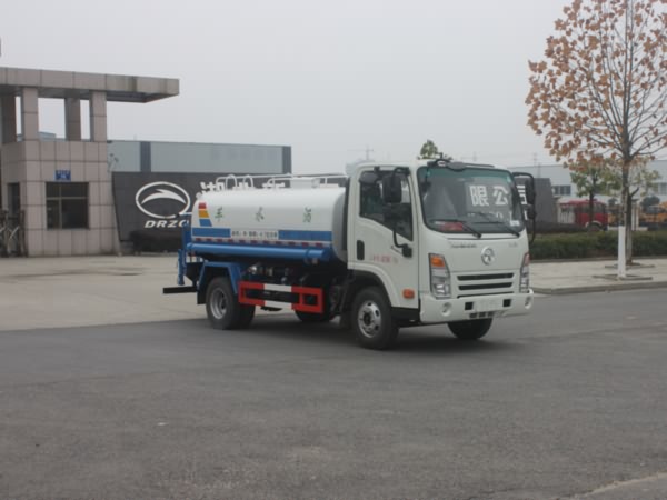 新東日牌YZR5080GSSCG型灑水車