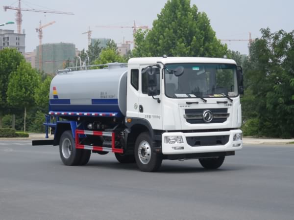 新東日牌YZR5160GSSE型灑水車